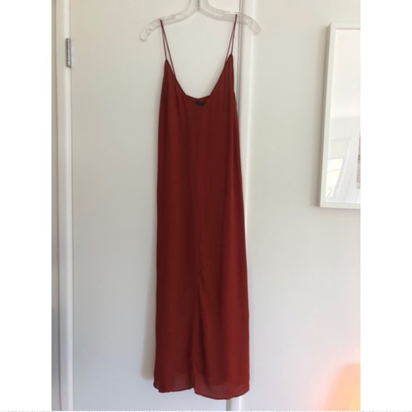 Reformation Dresses & Skirts - REFORMATION - MIDI DRESS